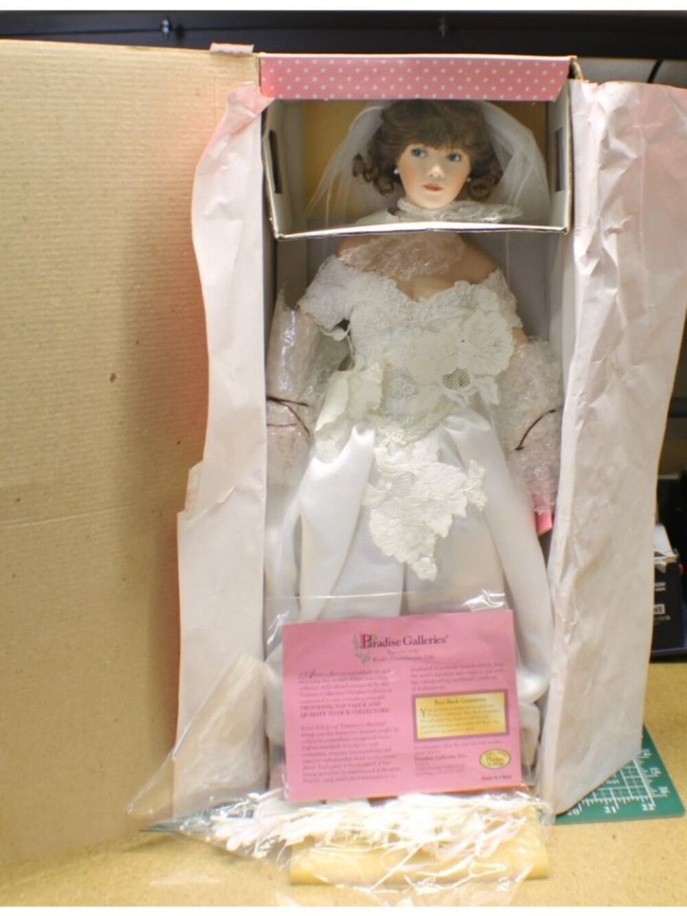 Paradise Galleries Porcelain Bridal Beauties Doll June NEW In Box Collector COA